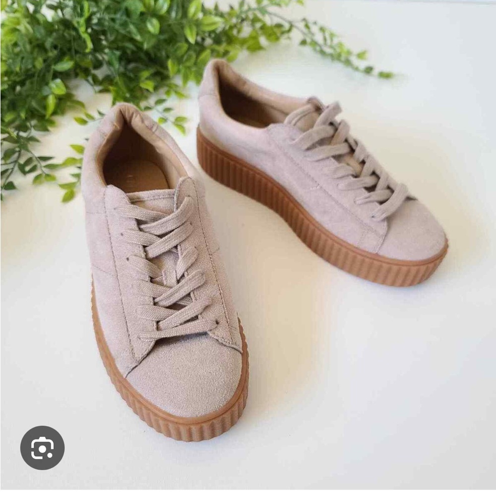 Women's Suede Platform Sneakers - Cream